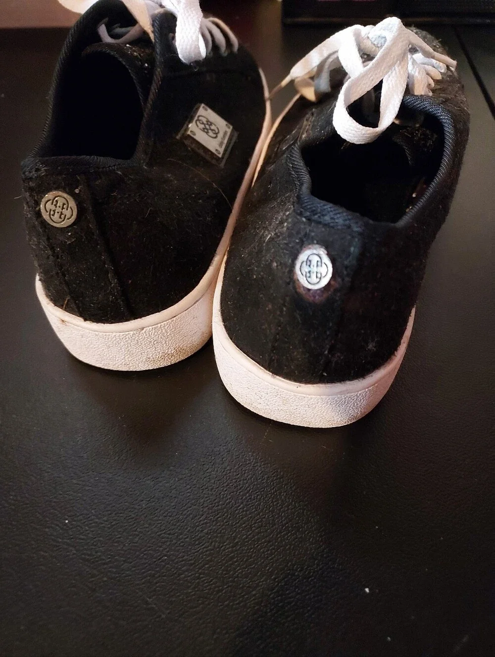 Daisy Fuentes Black Glitter Sneakers with White Laces